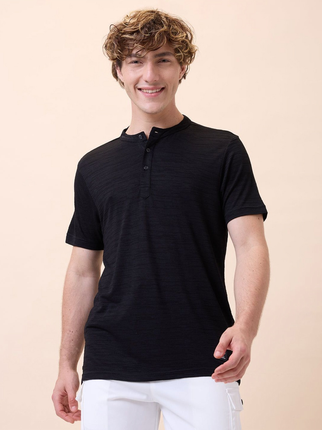 Status Quo Men Henley Neck Pockets T-shirt