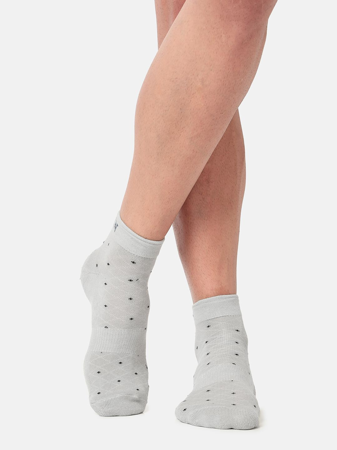 OLWEN Men Patterned Ankle-Length Socks