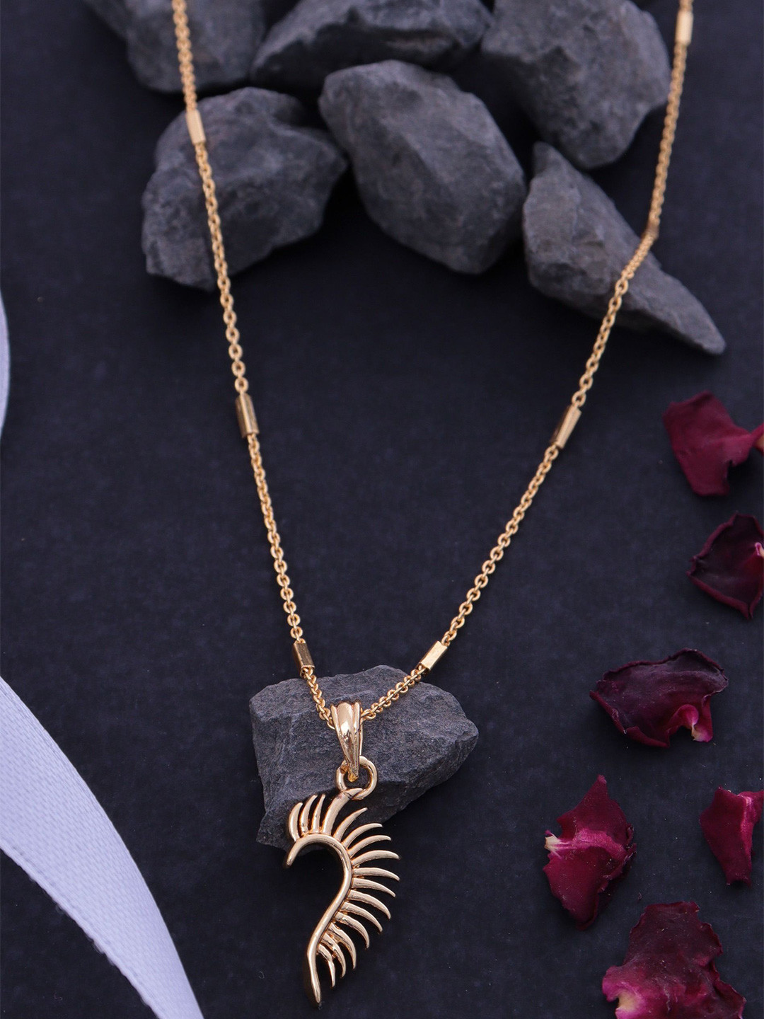 Ramdev Art Fashion Jwellery 22k Gold-Plated Pendant With Chain