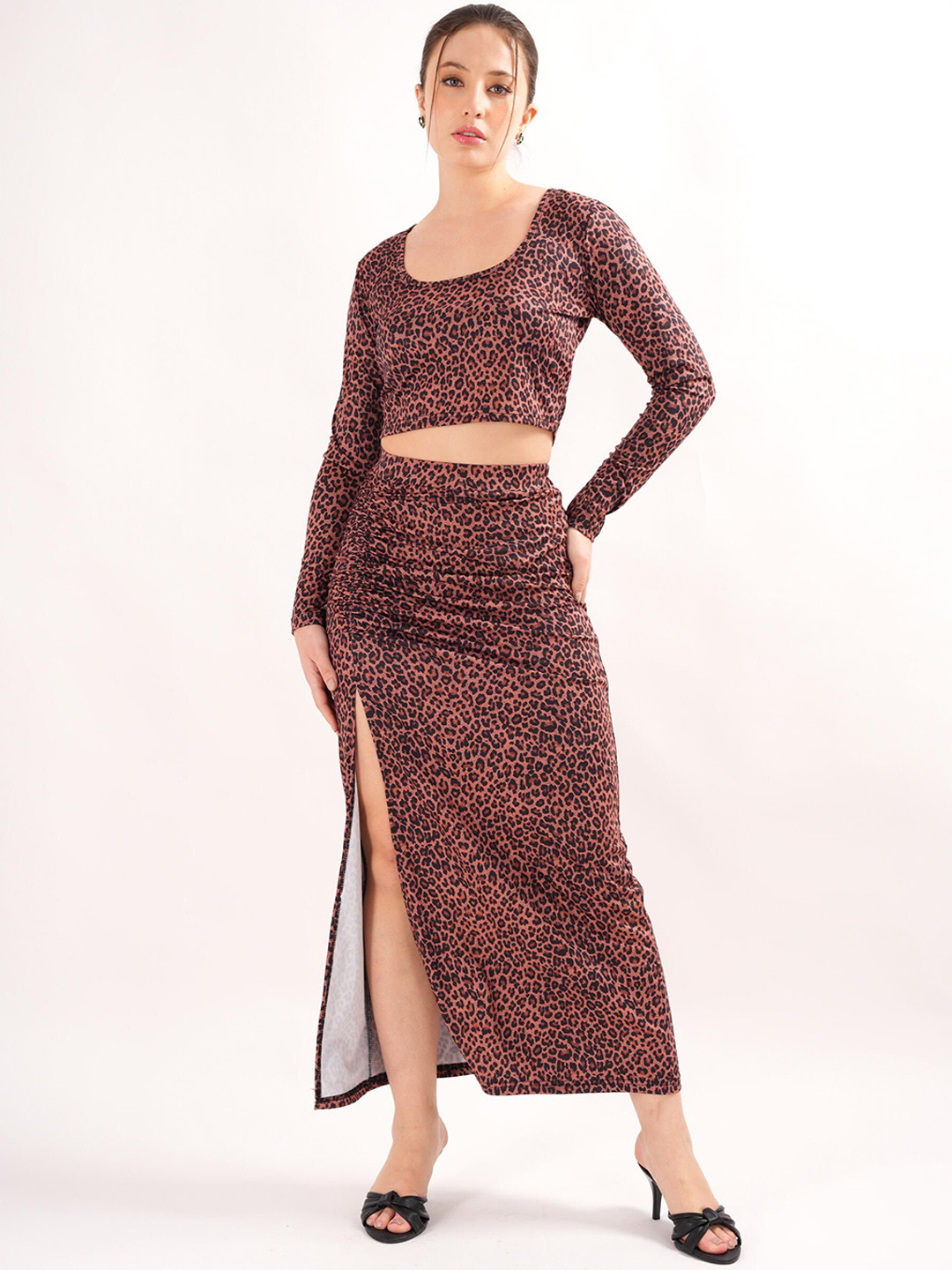 clobug Animal Printed Round Neck Top With Slit Skirt