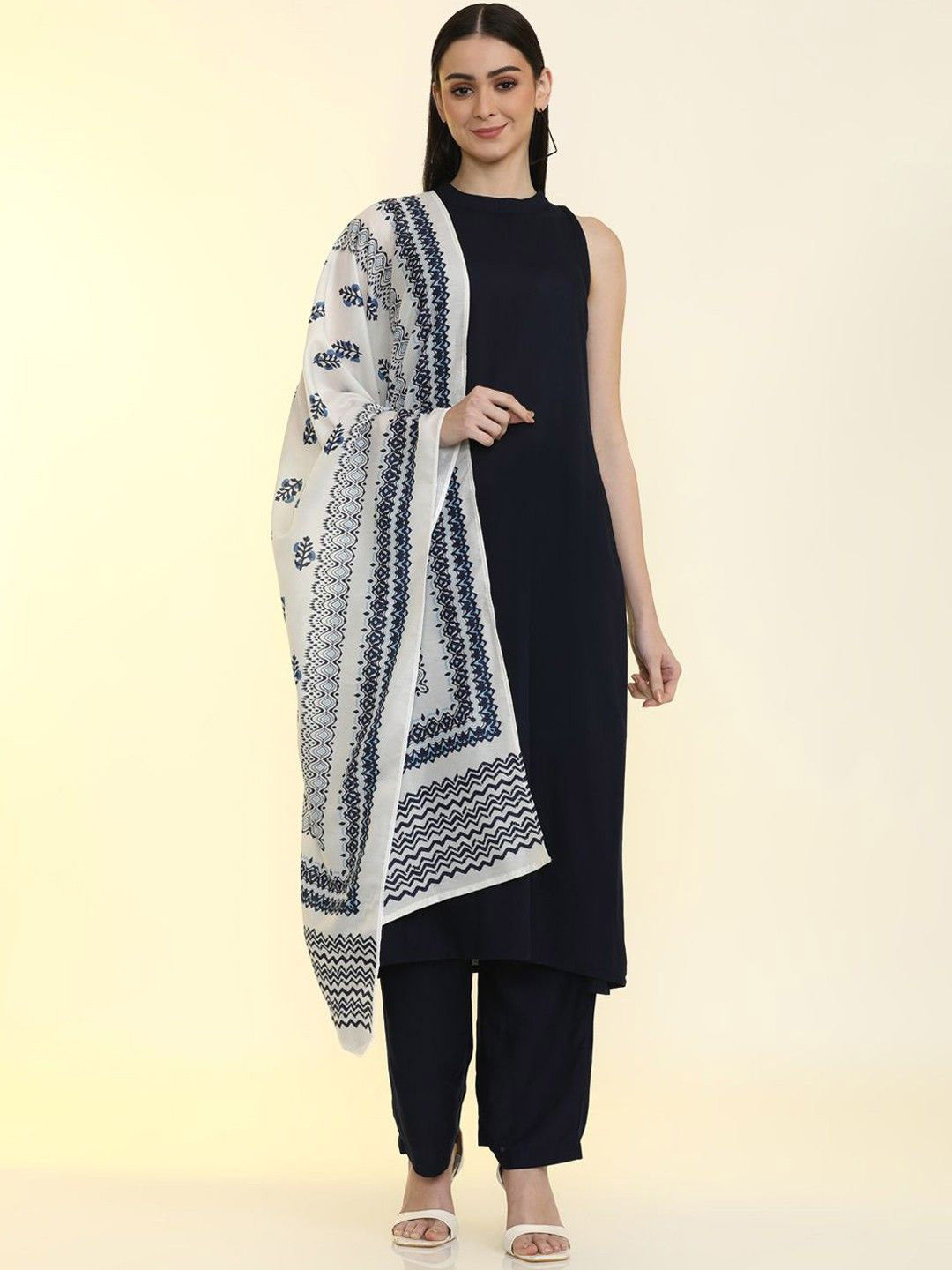 FABIAN FASHION A-Line Kurta With Trouser And Dupatta