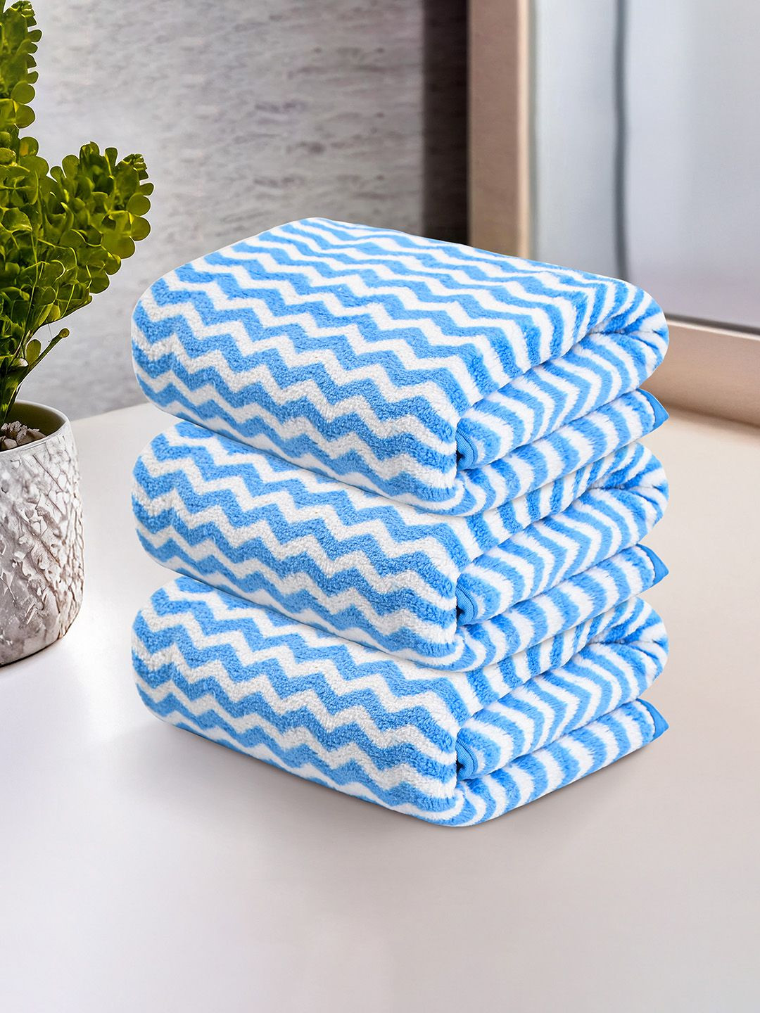 Kuber Industries Blue & White 3 Pcs Printed Microfiber 280 GSM Ultra Absorbent Face Towels