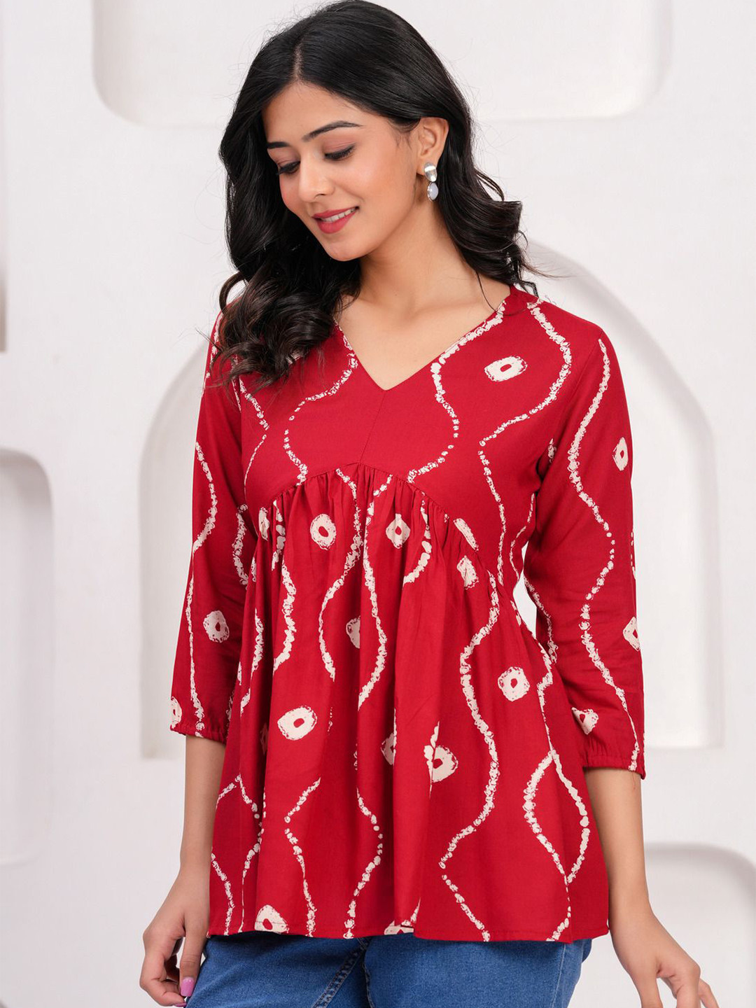 Sarai Women Red V-Neck Printed Top