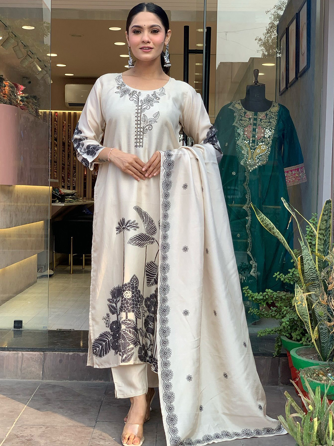 Anouk Floral Embroidered Thread Work Kurta With Trousers & Dupatta