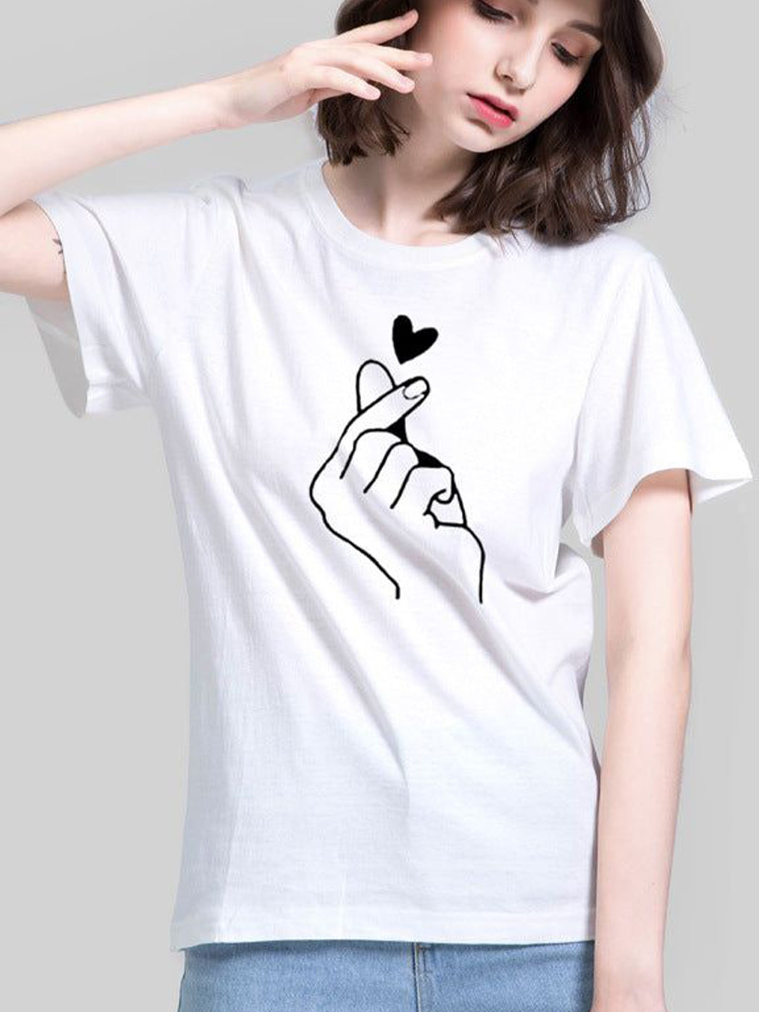 Outzidr White Regular Graphic Top