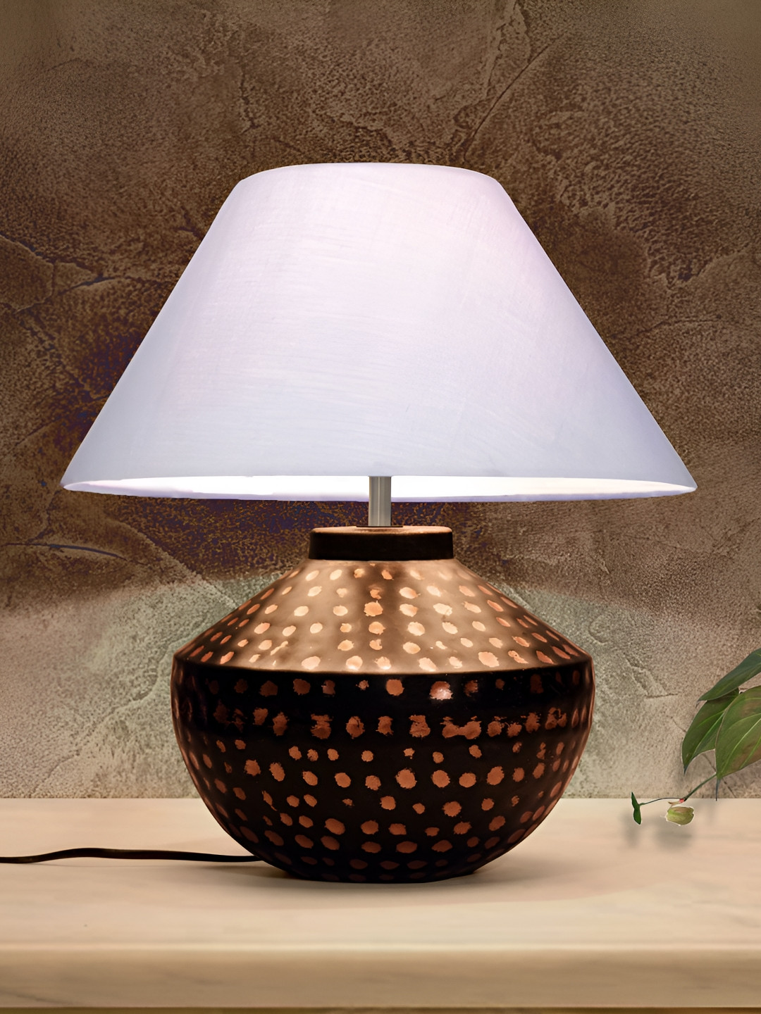 Homesake White Frusturical Shaped Metal Drum Shade Table Lamp With Bulb