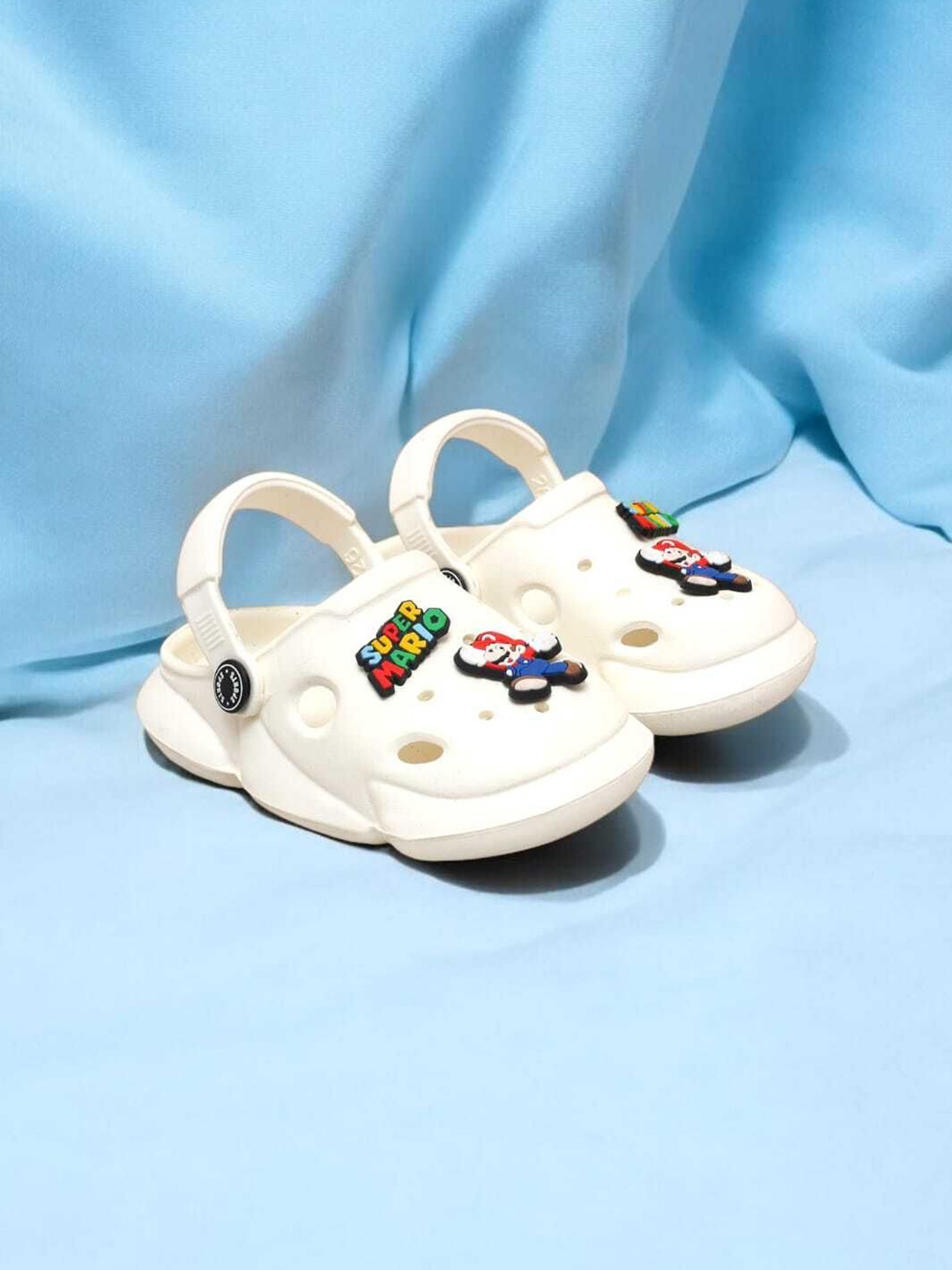 Binos Kids Slip-On Sneakers