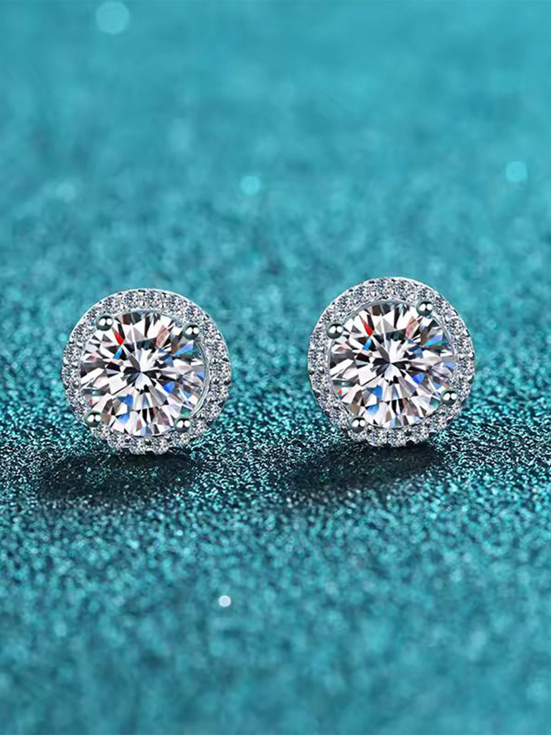 SNOWFLAKE GLOBAL Circular Studs Earrings