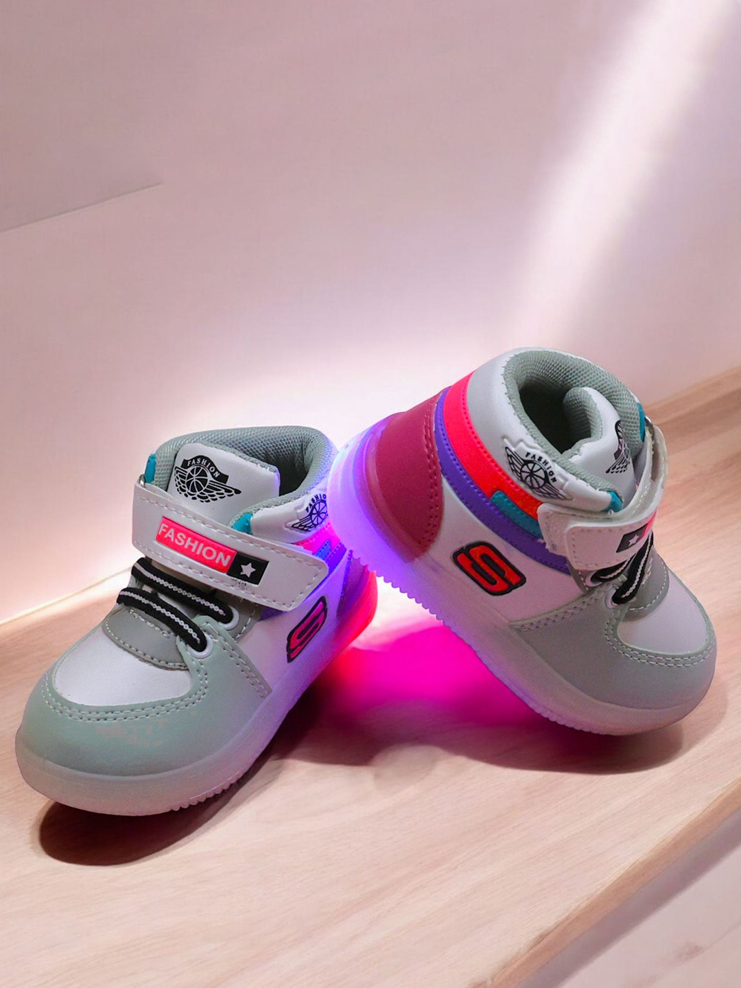 Binos Kids Round Toe Velcro Sneakers