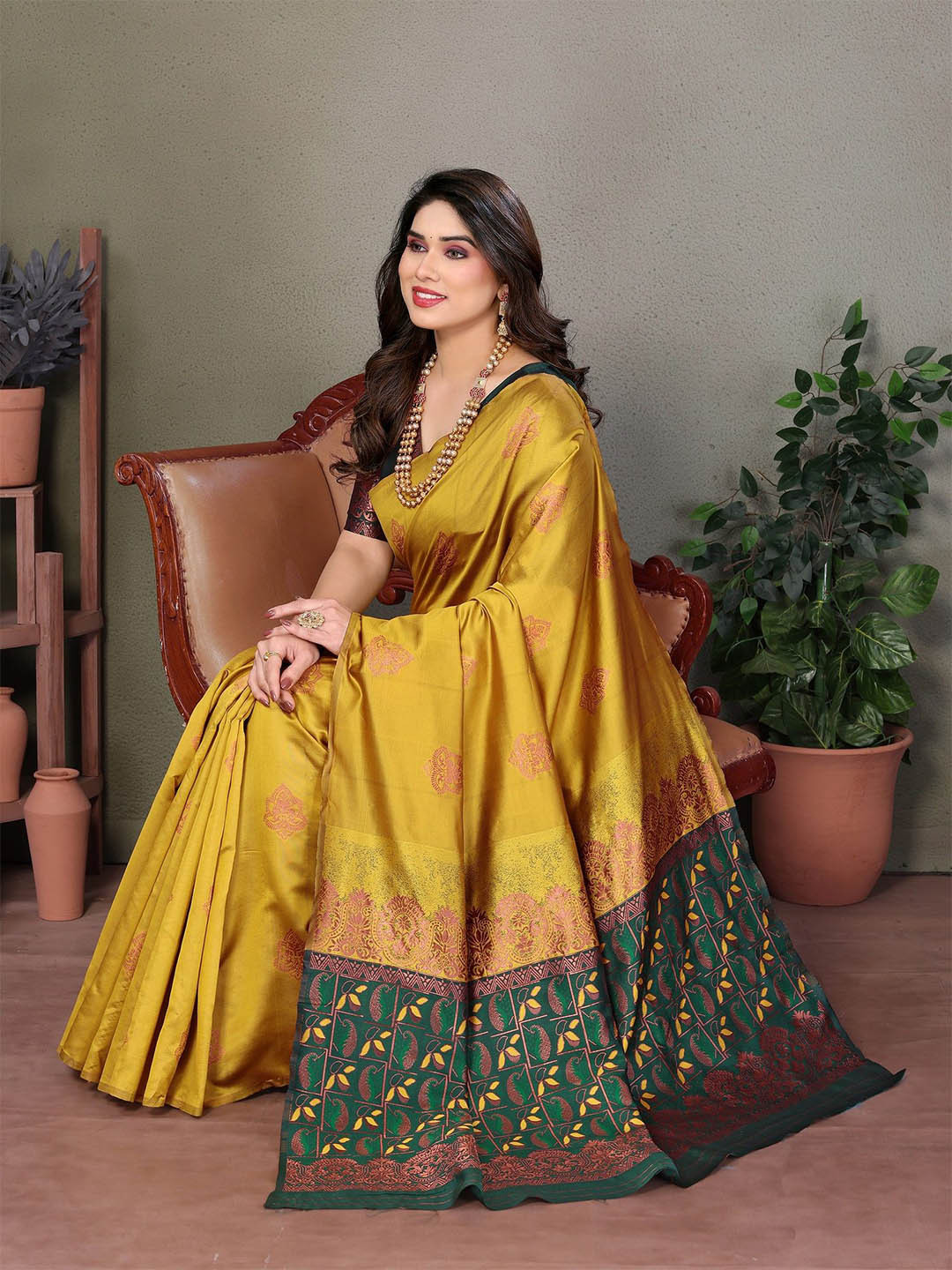 ROOP SUNDARI SAREES Ethnic Woven Design Zari Banarasi Saree