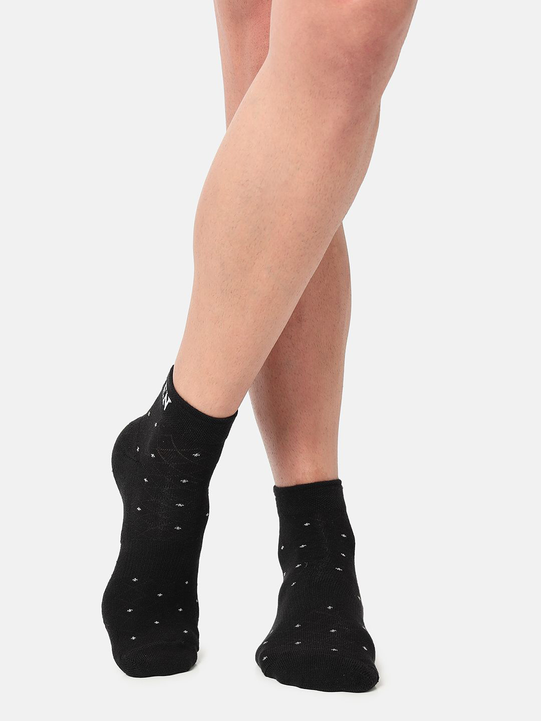 OLWEN Men Patterned Ankle-Length Socks