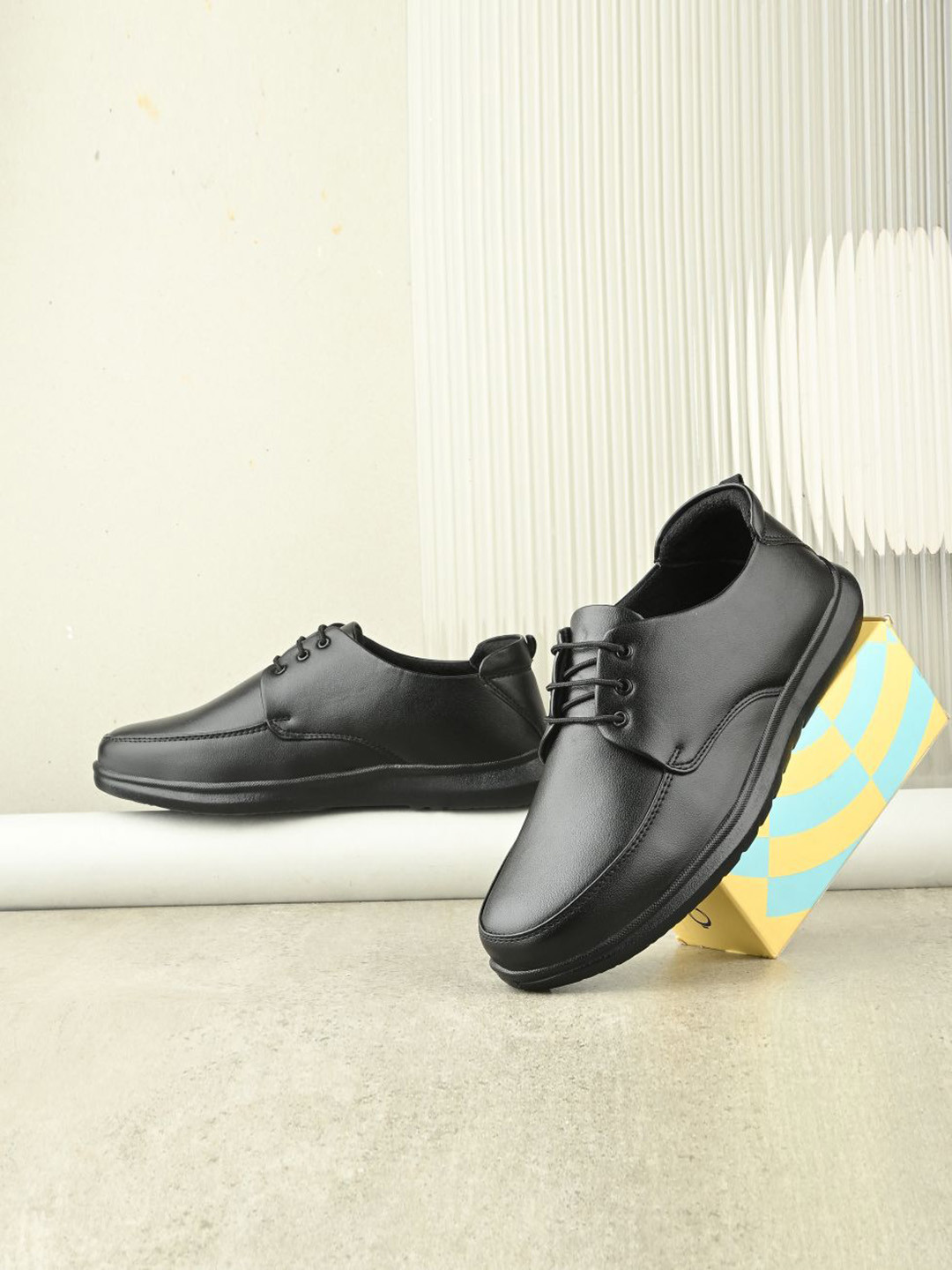 Rowlans Men Lace-Ups Derbys