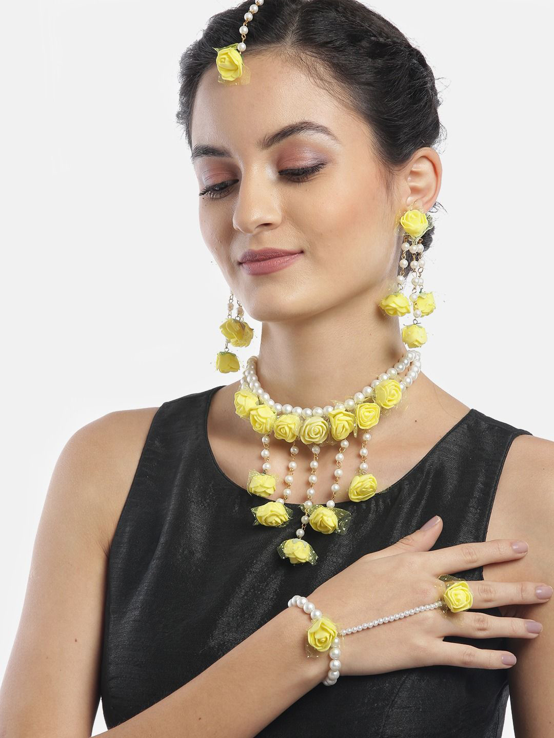 YouBella Flowers & Beaded Jewellery Set With Maang Tika