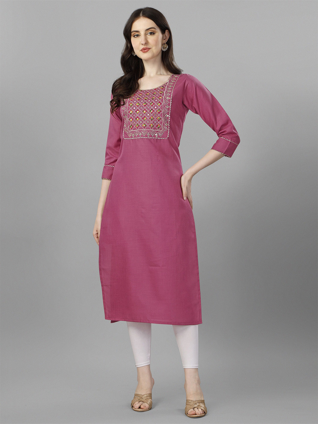 Milastru Women Embroidered Thread Work Kurti