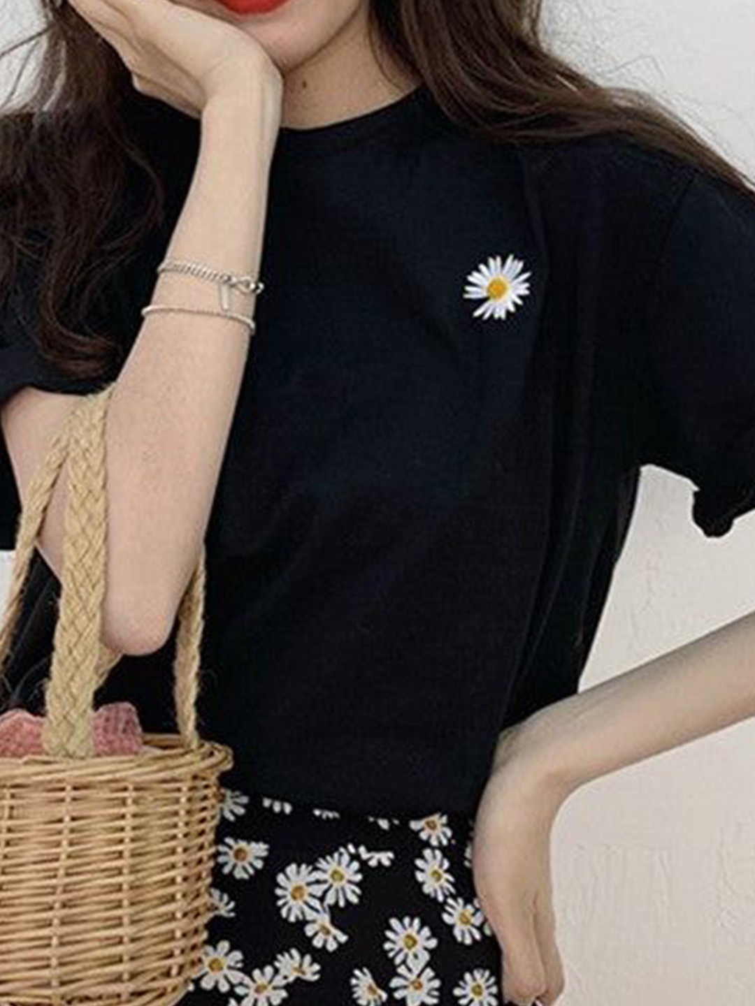 Outzidr Women Sunflower Motif Tee