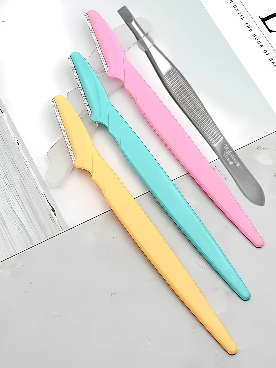 basicare Set Of 4 Eyebrow Razor & Slant Tweezers