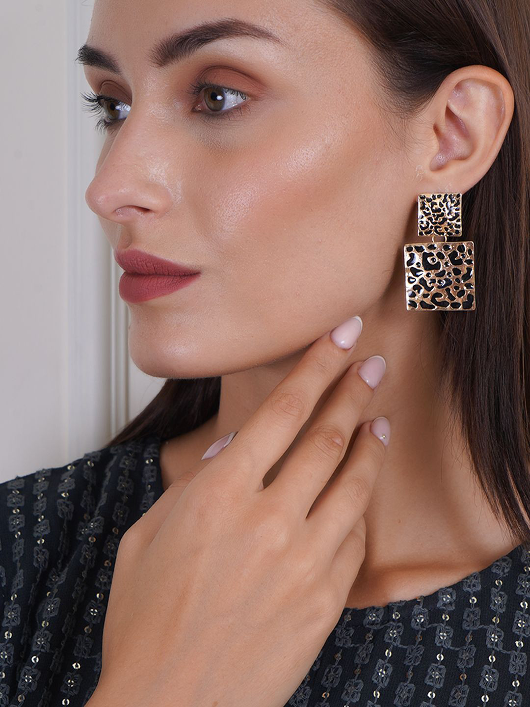 DressBerry Gold Plated Animal Printed Geometric Shaped Drop Earrings