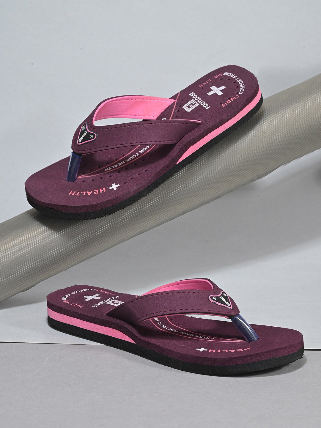 FOOTLOOSE Women Thong Flip-Flops