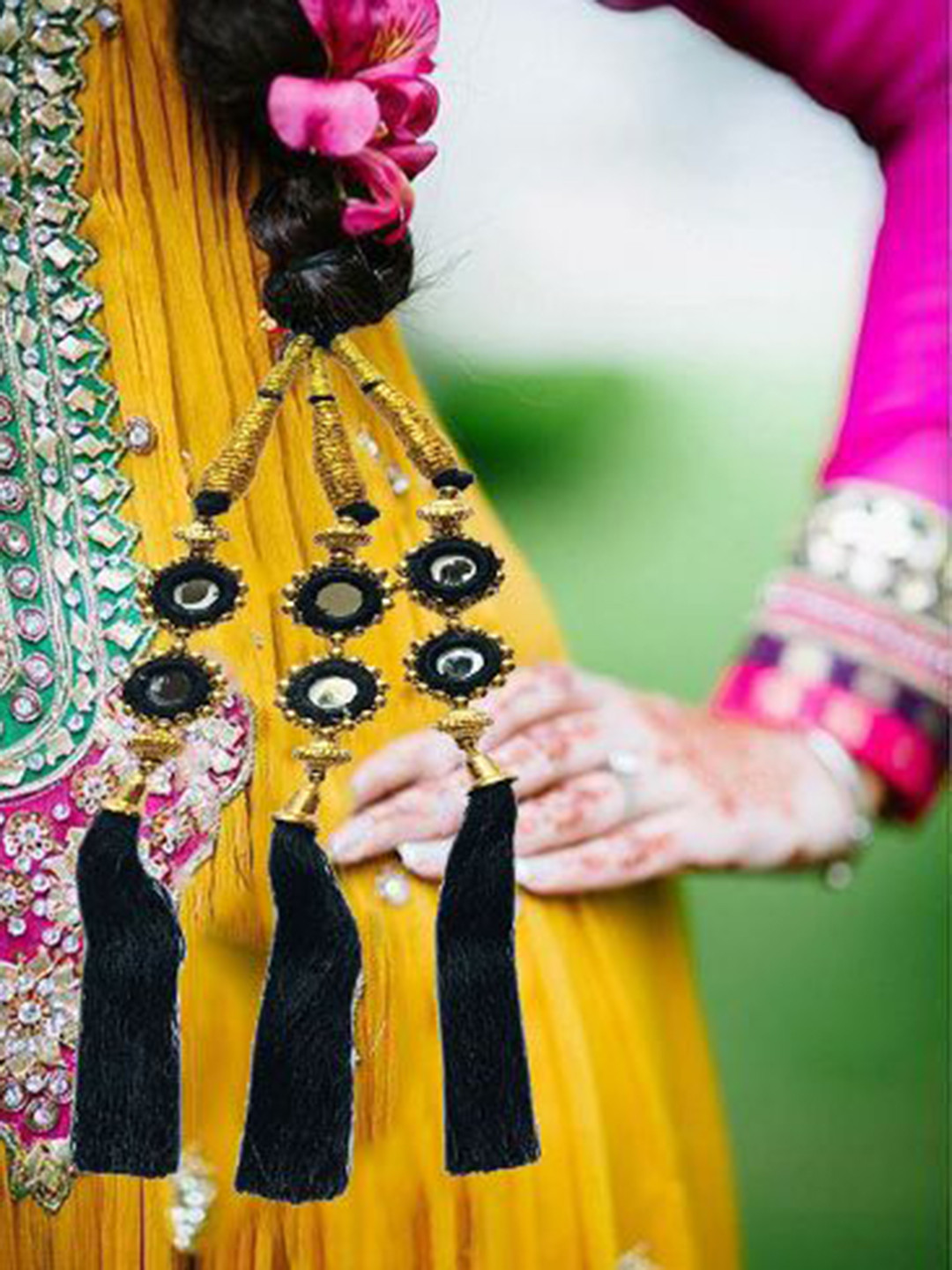 GADINFASHION Women Embellished Paranda Choti Braid