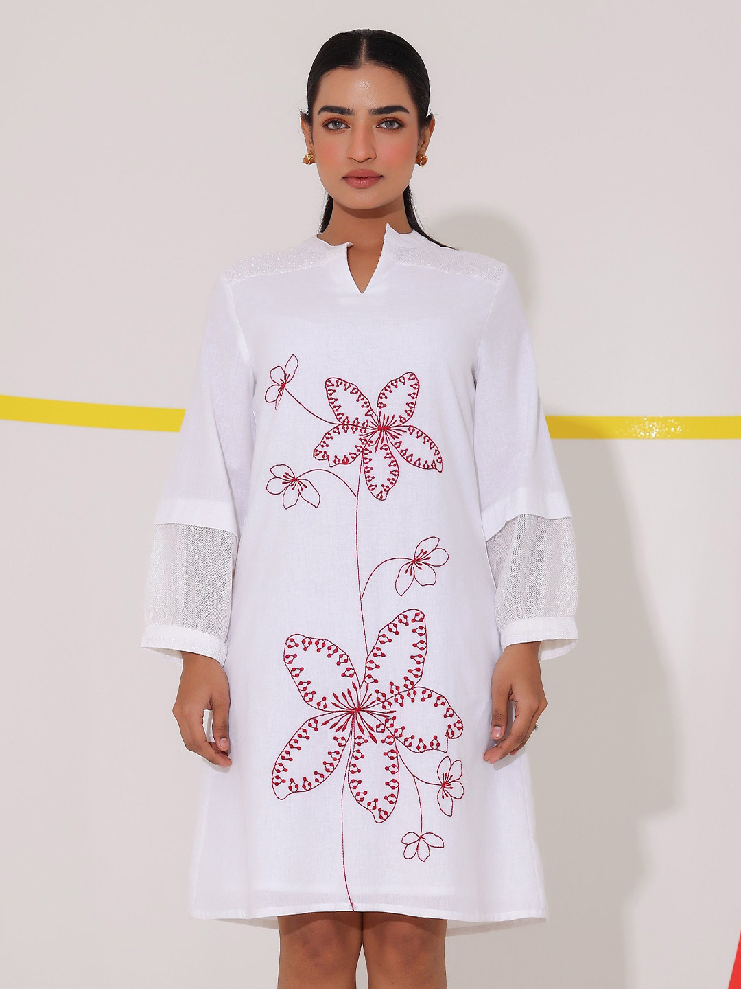 STIL O STITCH Floral Embroidered Shift Dress