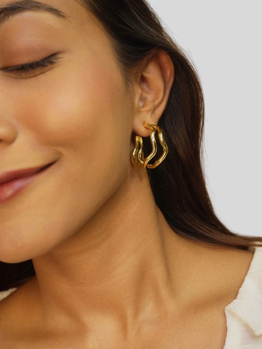 House of Pehr Gold-Plated Circular Ripple Hoops Double Earrings