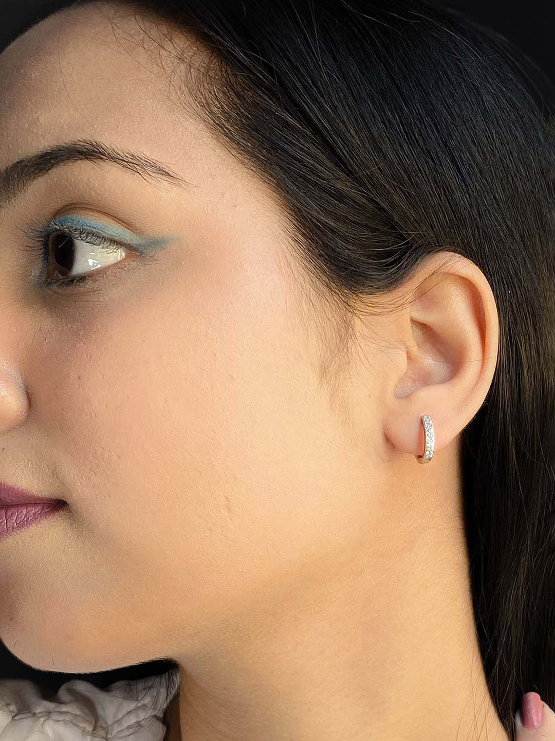 INARI SHINES 925 Sterling Silver Rhodium-Plated Circular Shaped Hoop Earrings