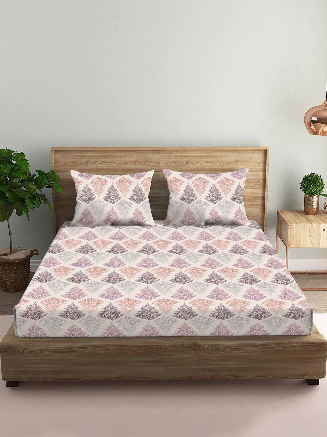 VINTANA Forever White Leaf Cotton 160 TC Queen Bedsheet with 2 Pillow Covers-90 x 100 inches