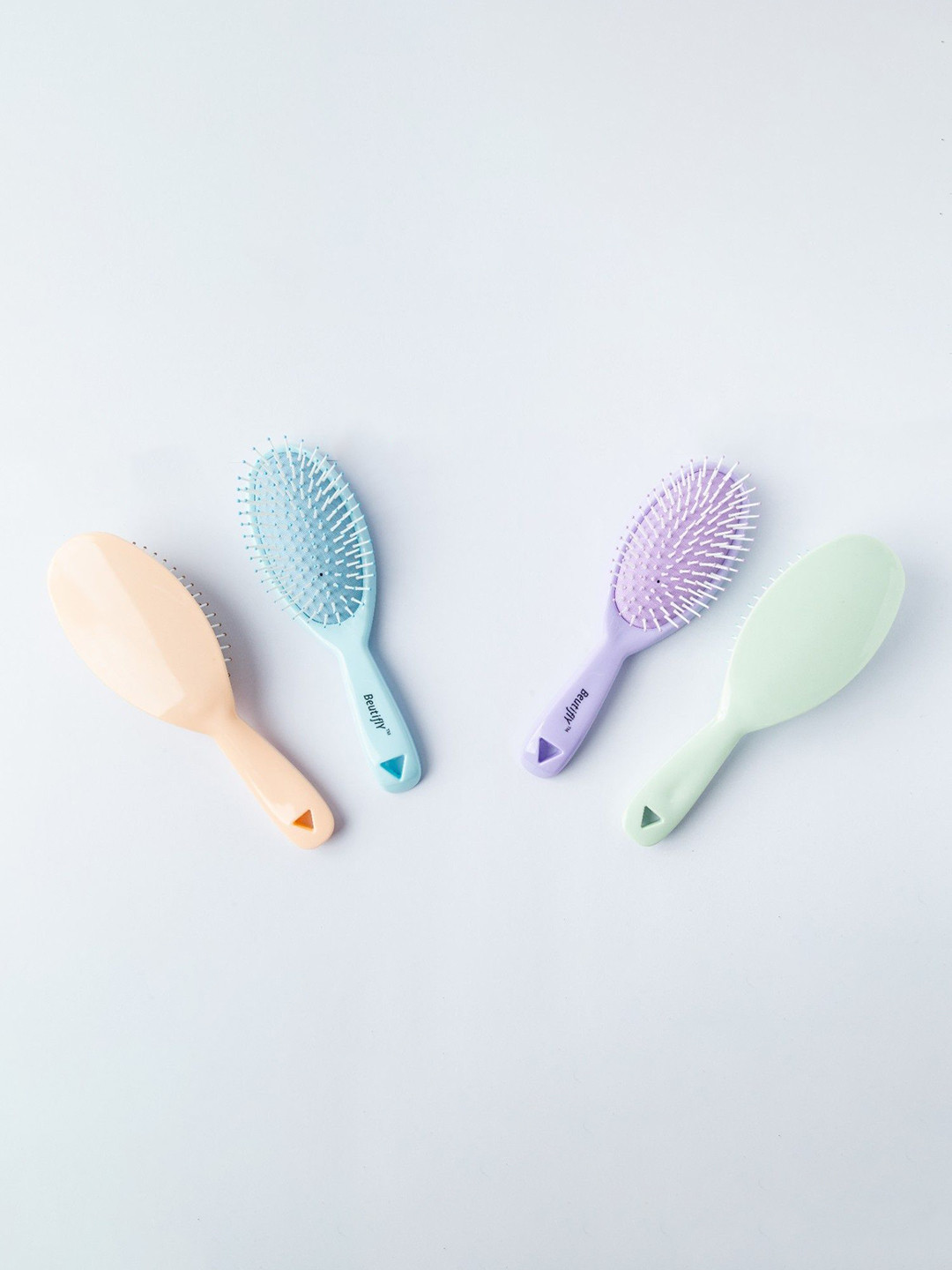 Beutifly Round Glossy Hair Brush For Detangling Hair