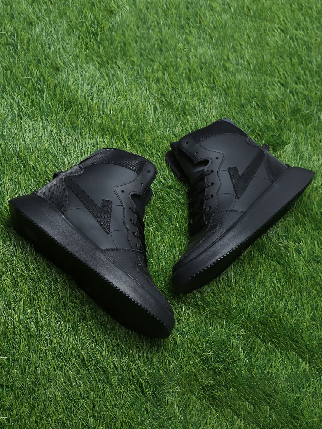 Field Care Moonlight Men Lace-Ups Sneakers