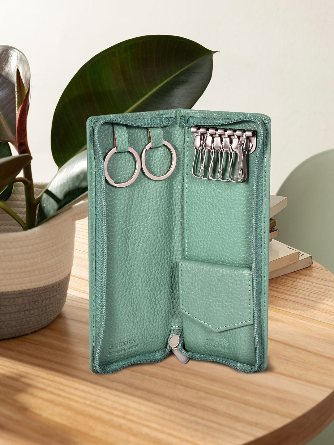 Sassora Premium Leather Foldable Pouch Travel Accessory