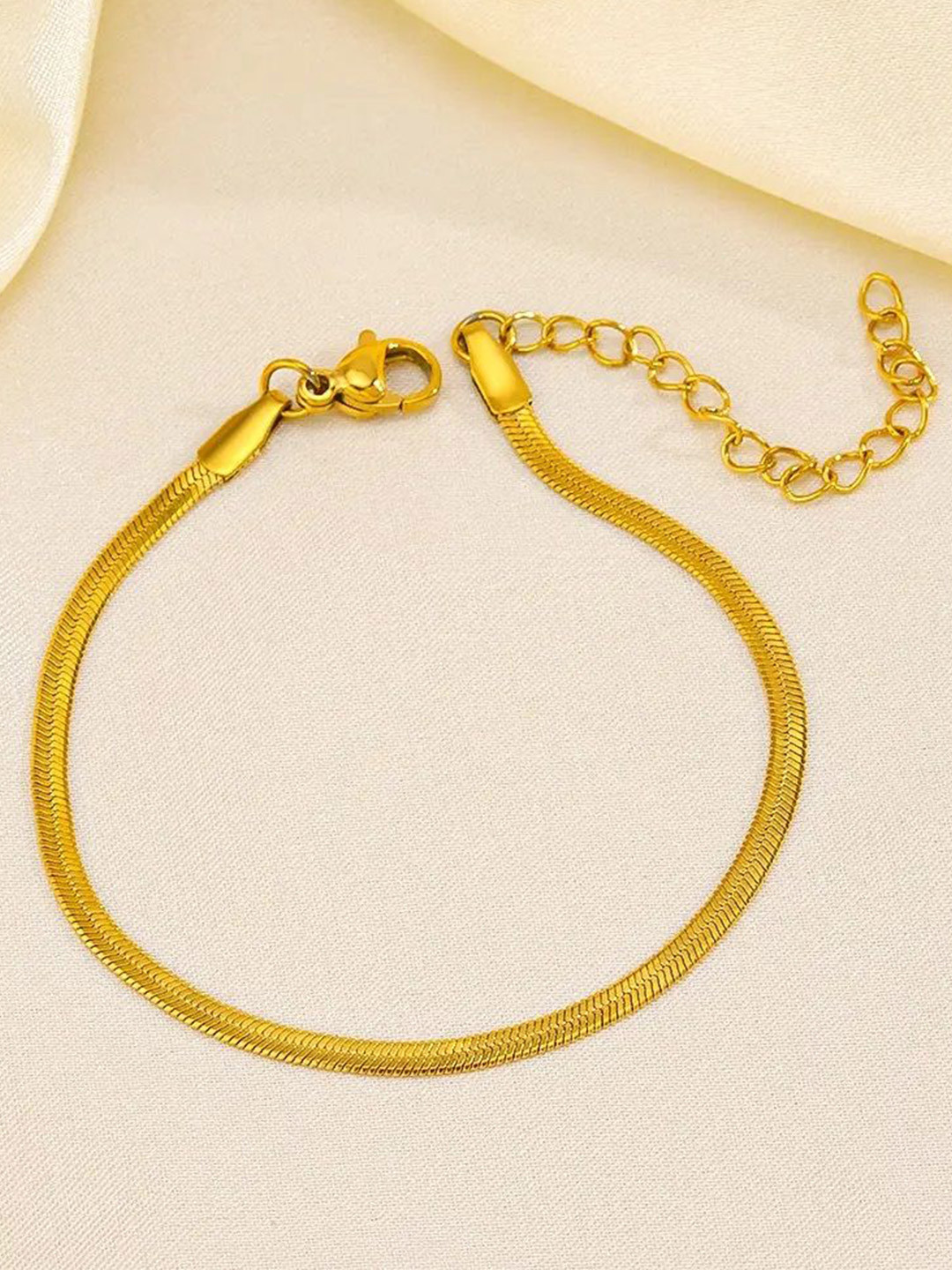 DressBerry Stainless Steel Gold-Plated Link Adjustable Bracelet