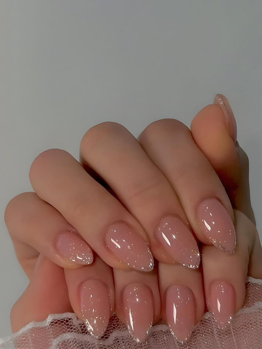 The Pink Truck Set Of 24 Artificial Reusable Nails With Silver Zari Tip Design - Peach