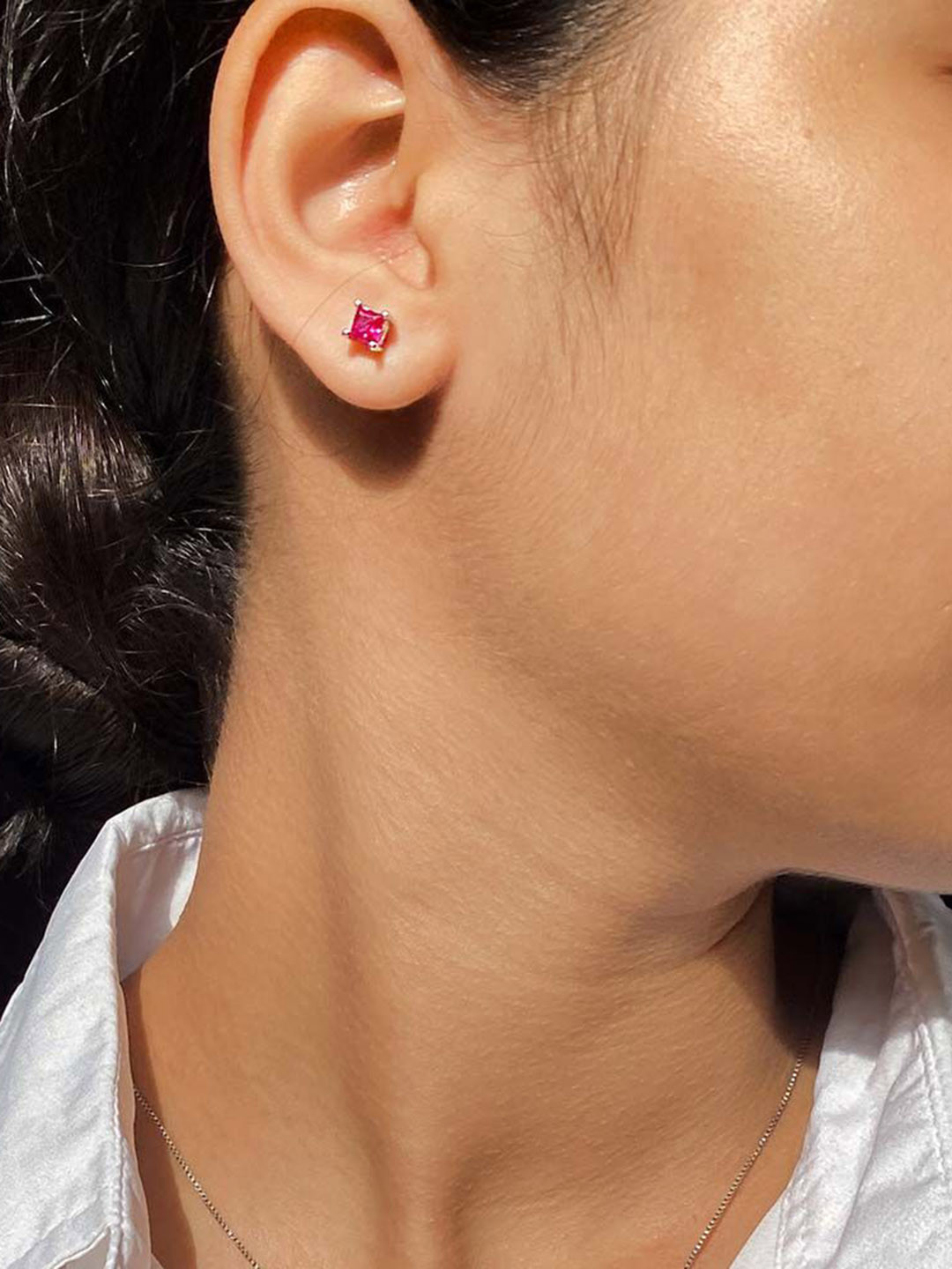 INARI SHINES 925 Sterling Silver Rhodium-Plated Ruby Studded Square Shaped Studs