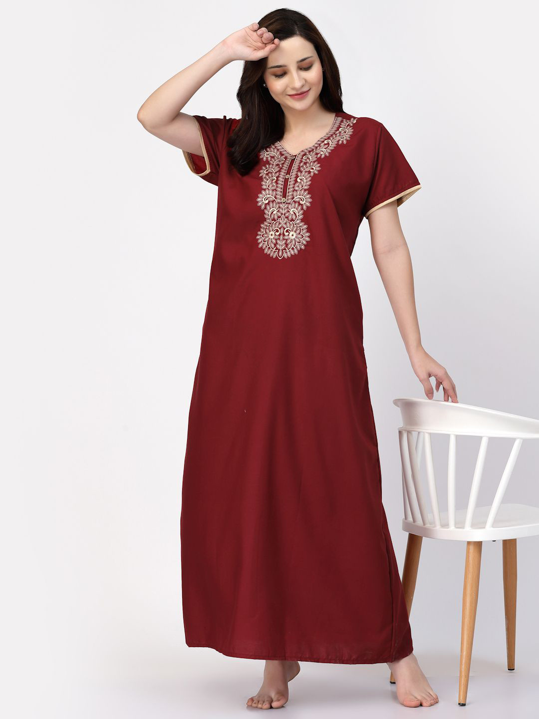 CHUI MUI Floral Embroidered Round Neck Pure Cotton Maxi Nightdress