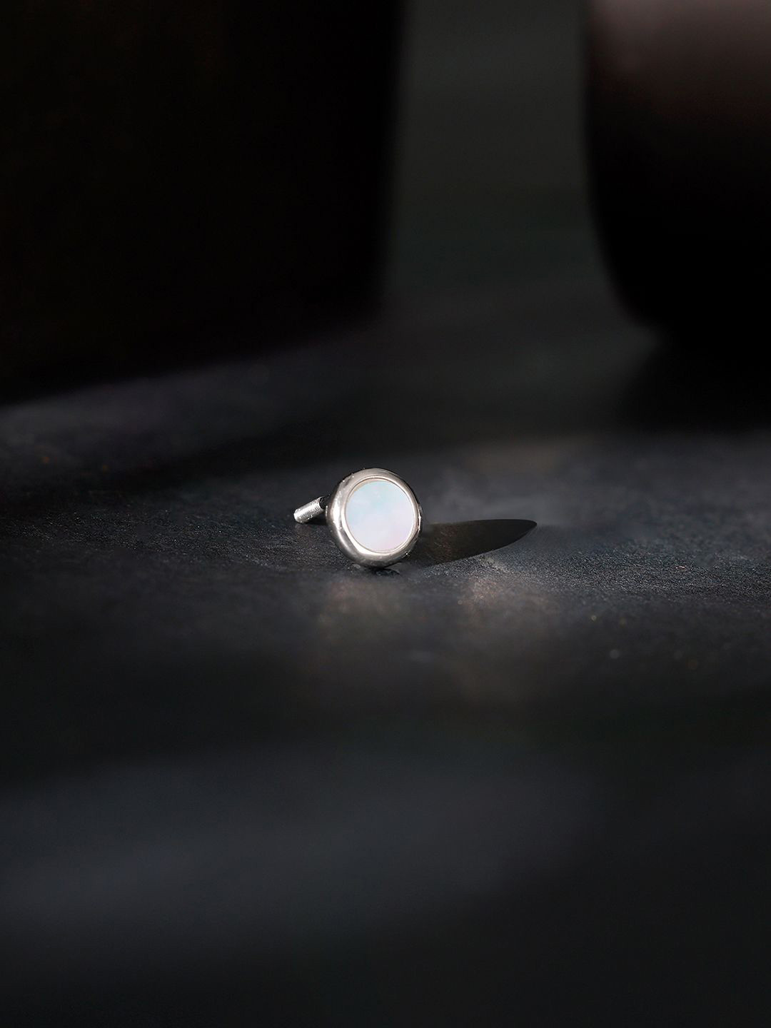 GIVA Contemporary Studs Earrings