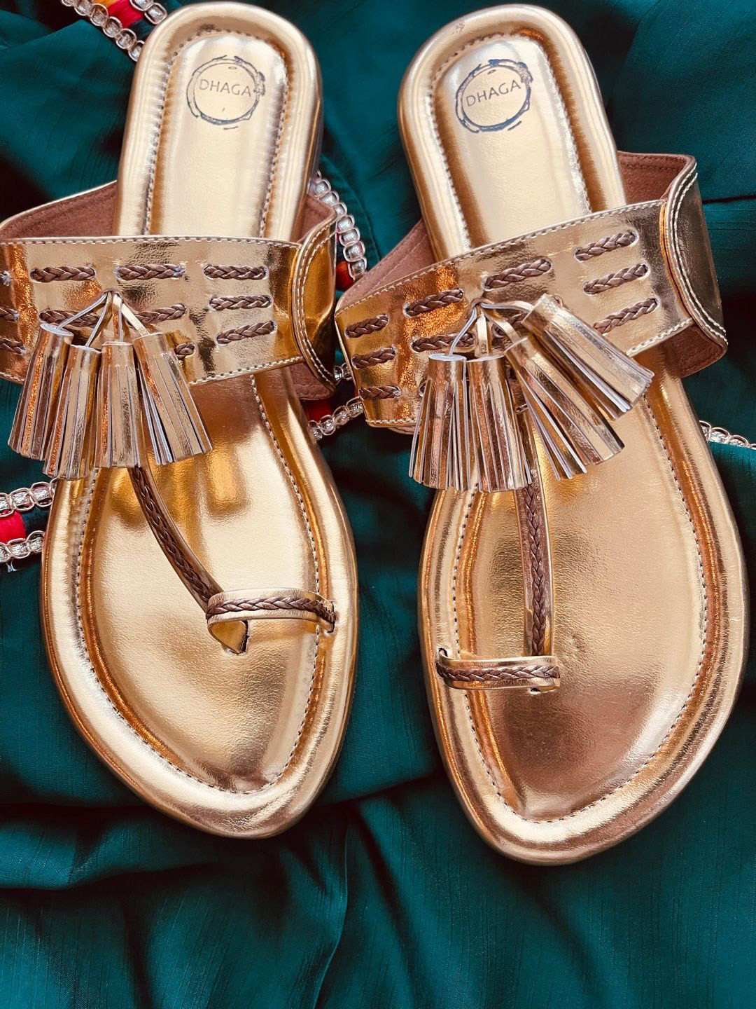 Dhaga Women Colourblocked Loafers