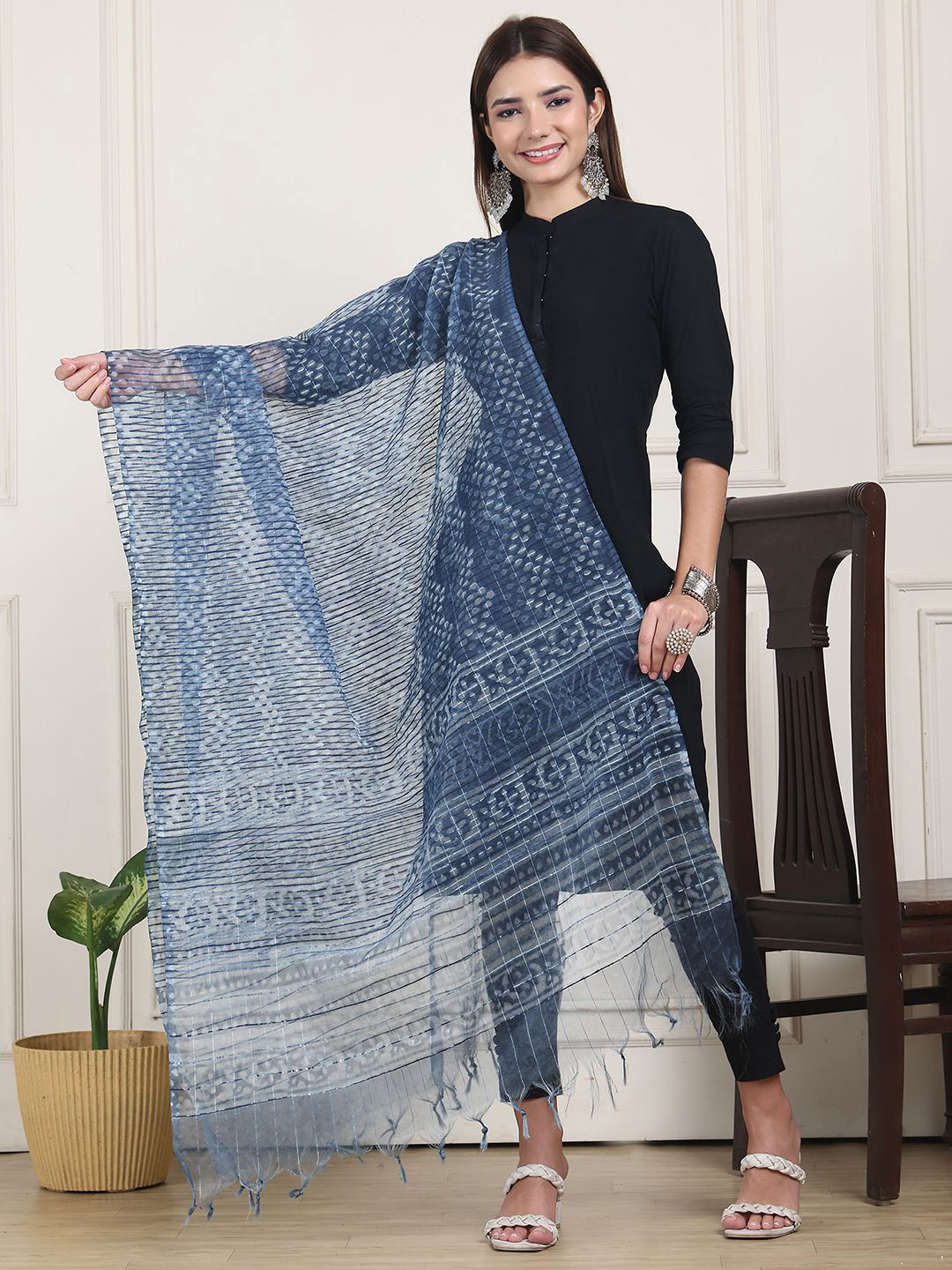 LOOM LEGACY Polka Dots Batik Printed Organza Dupatta