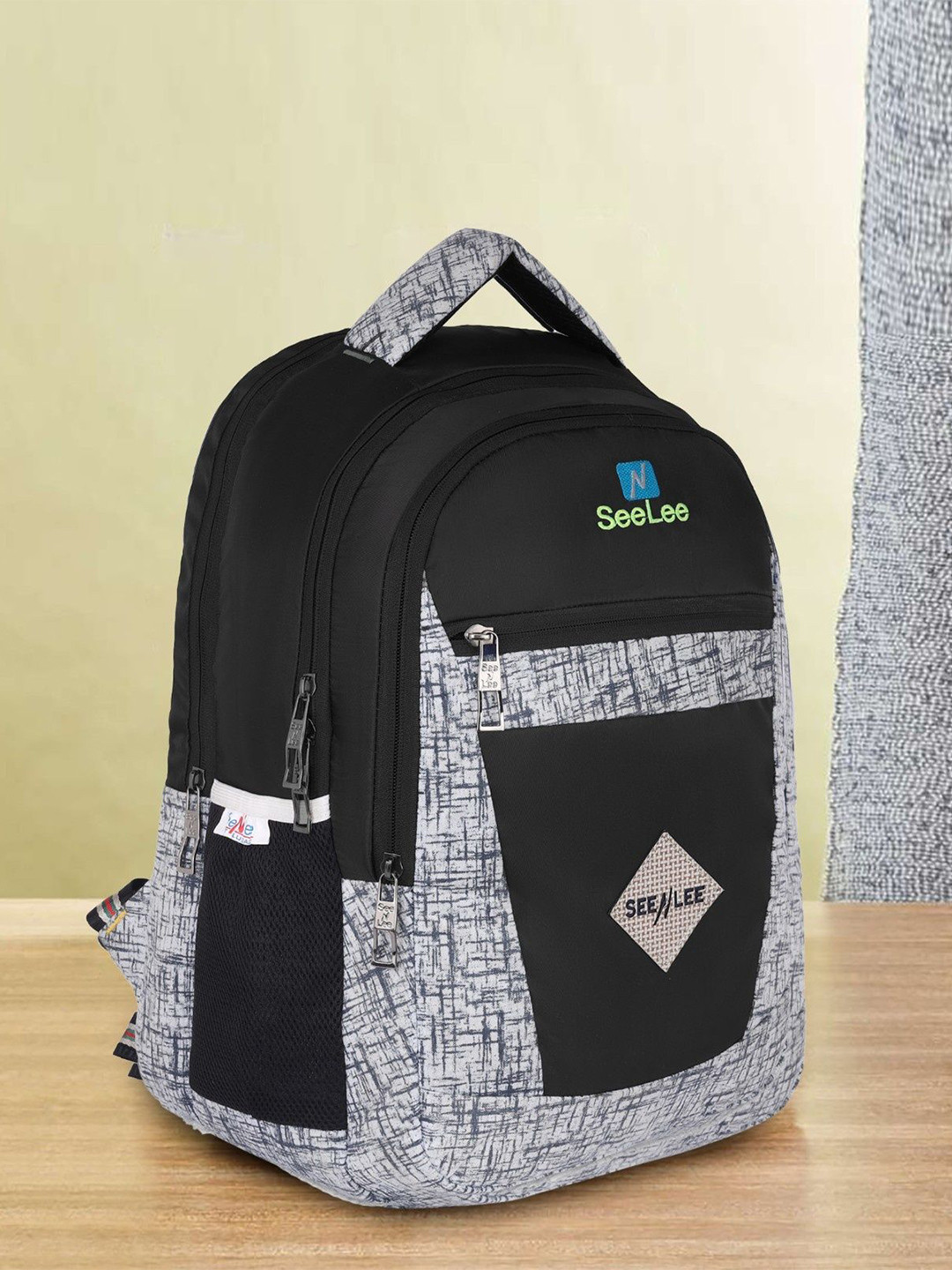 Seenlee Men Geometric Backpack with Compression Straps