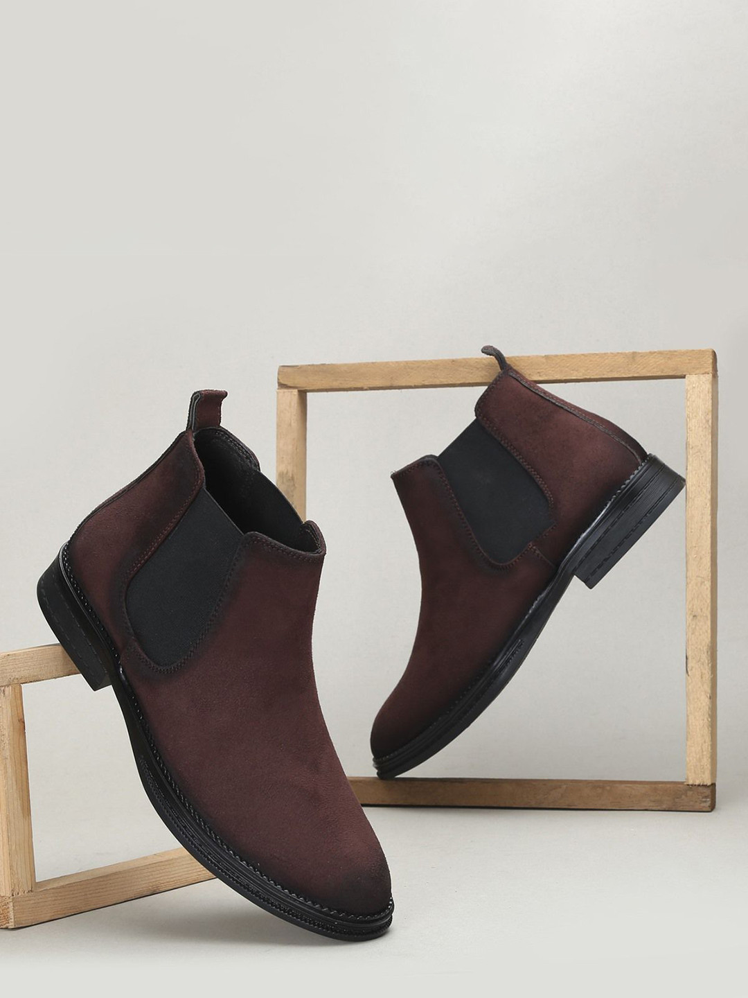 Field Care Men Velvet High-Top Oxfords