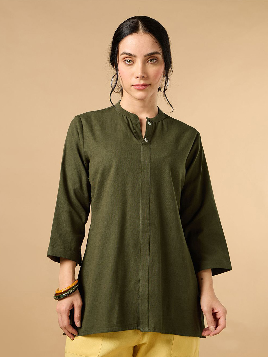 COTTONS DAILY Women Green Solid Mandarin Collar Cotton Linen Kurta