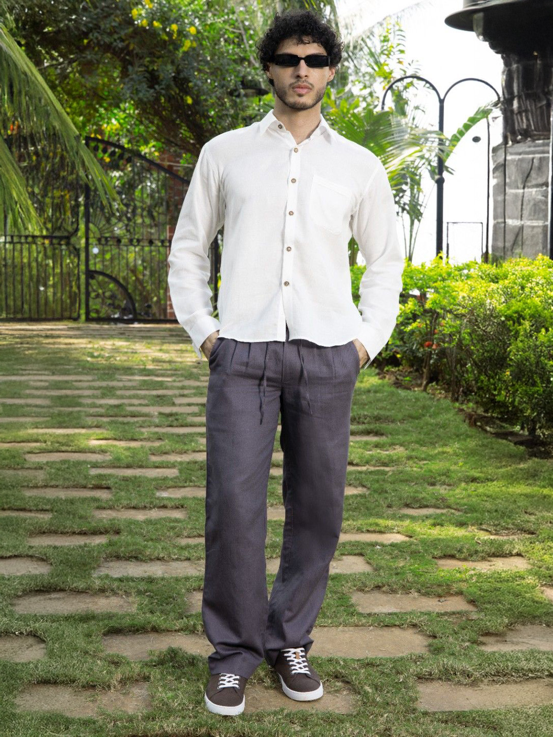 ROAR FOR GOOD Regular Fit Pleated Formal Hemp Coconut Buttons Shirt