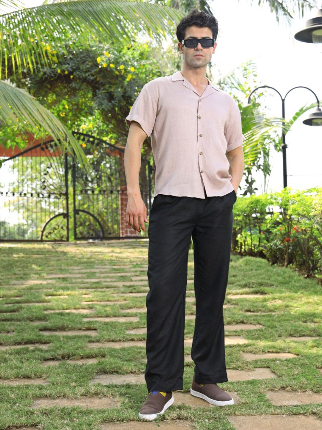 ROAR FOR GOOD Comfort Fit Hemp Shirt with Cuban Collar & Half Sleeve