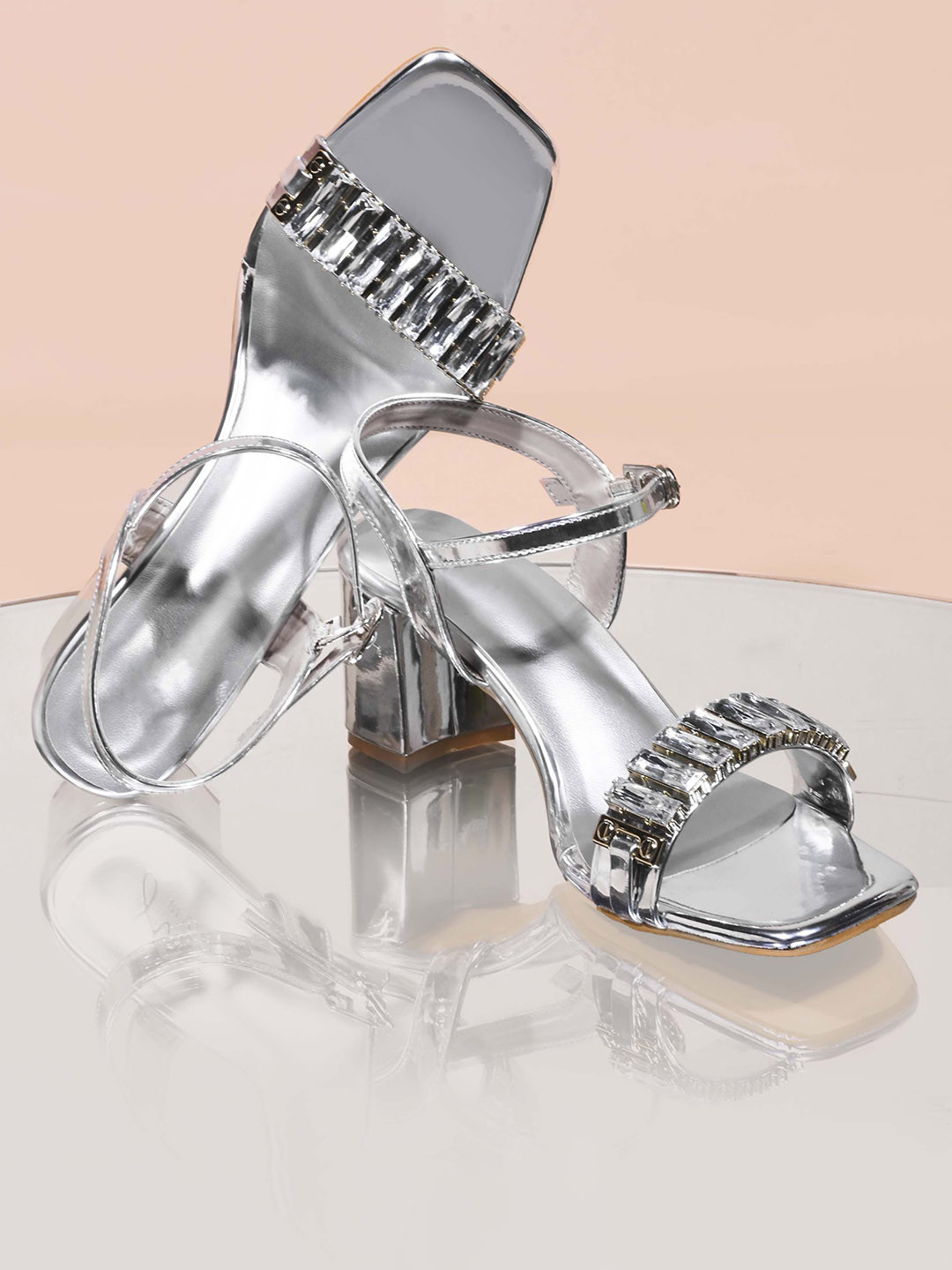 Froh Feet Women Embellished Block Heels Sandals