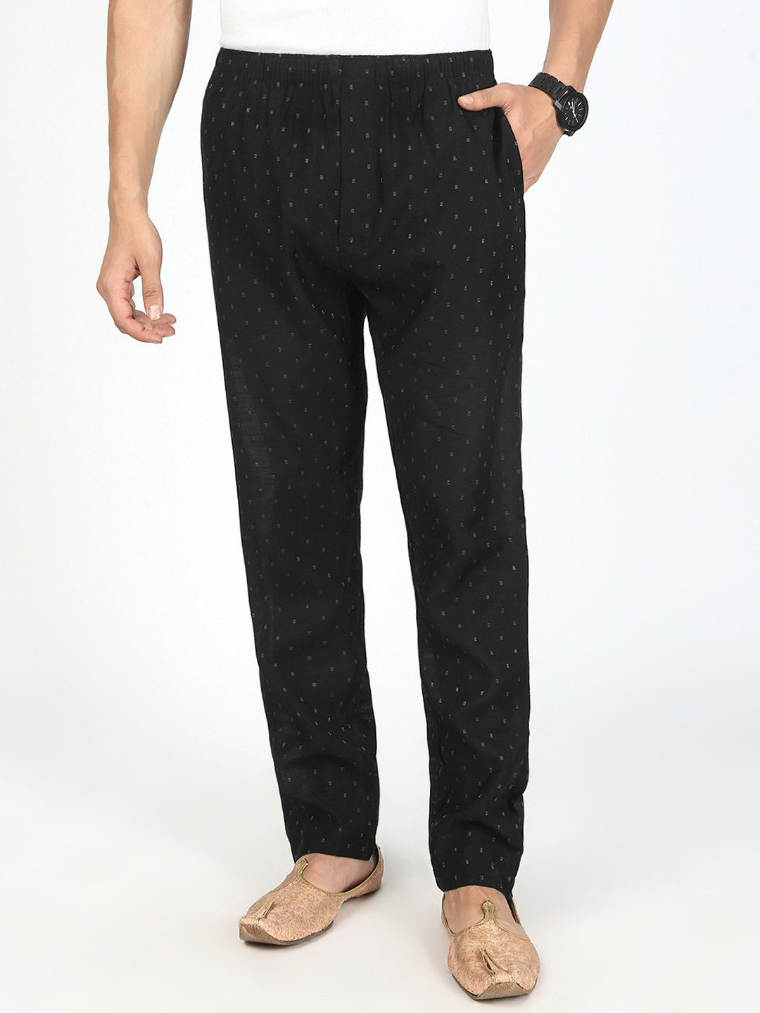 WHITE HEART Men Printed Pyjamas With Button Placket & 2 Side Pockets