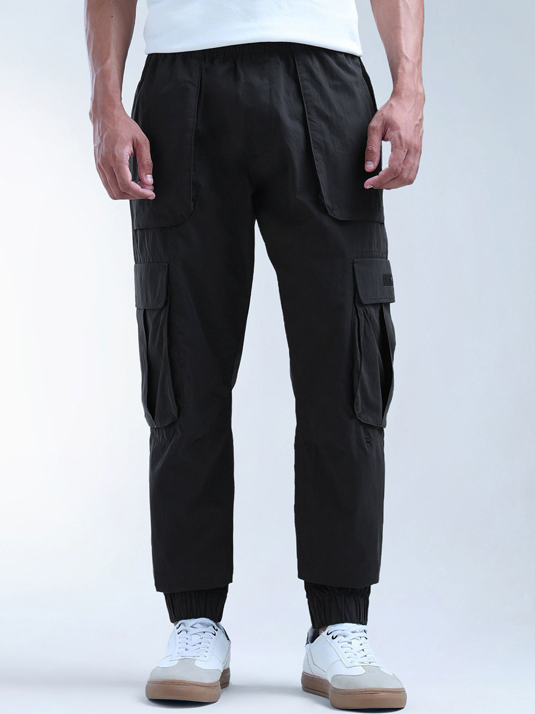 Flying Machine Men Mid Rise Relaxed Fit Cargo Joggers