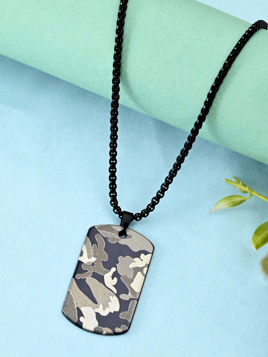 PASU FASHION Unisex Sterling Silver Camouflage Dog Shaped Pendant With Chain