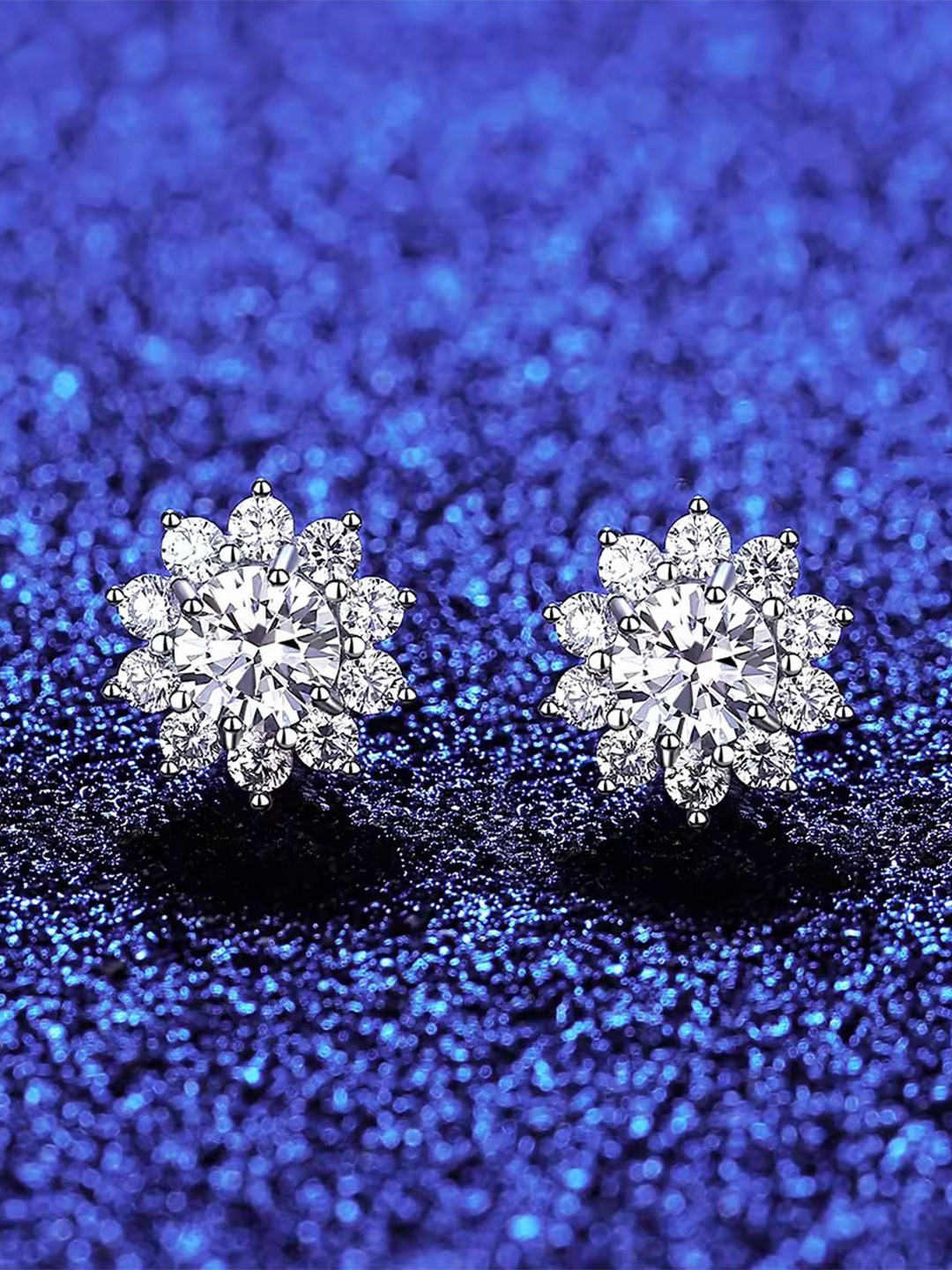 SNOWFLAKE GLOBAL 925 Sterling Silver Silver-Plated Artificial Stones Studded Floral Studs