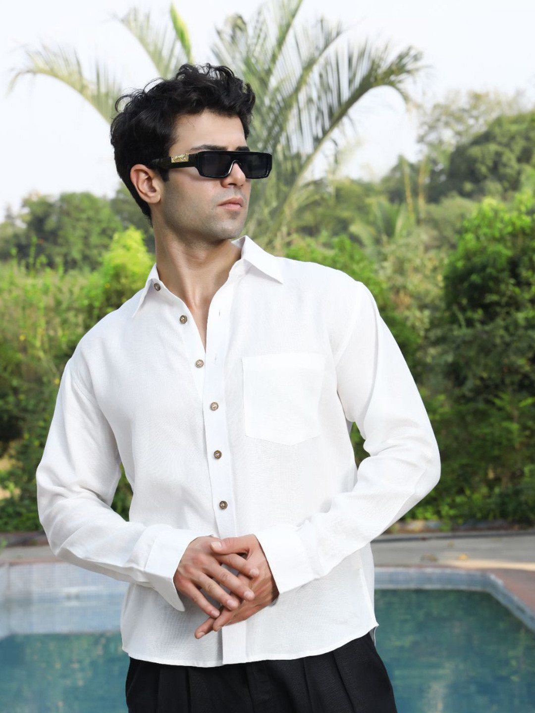 ROAR FOR GOOD Regular Fit Hemp Smart Casual Coconut Buttons Shirt