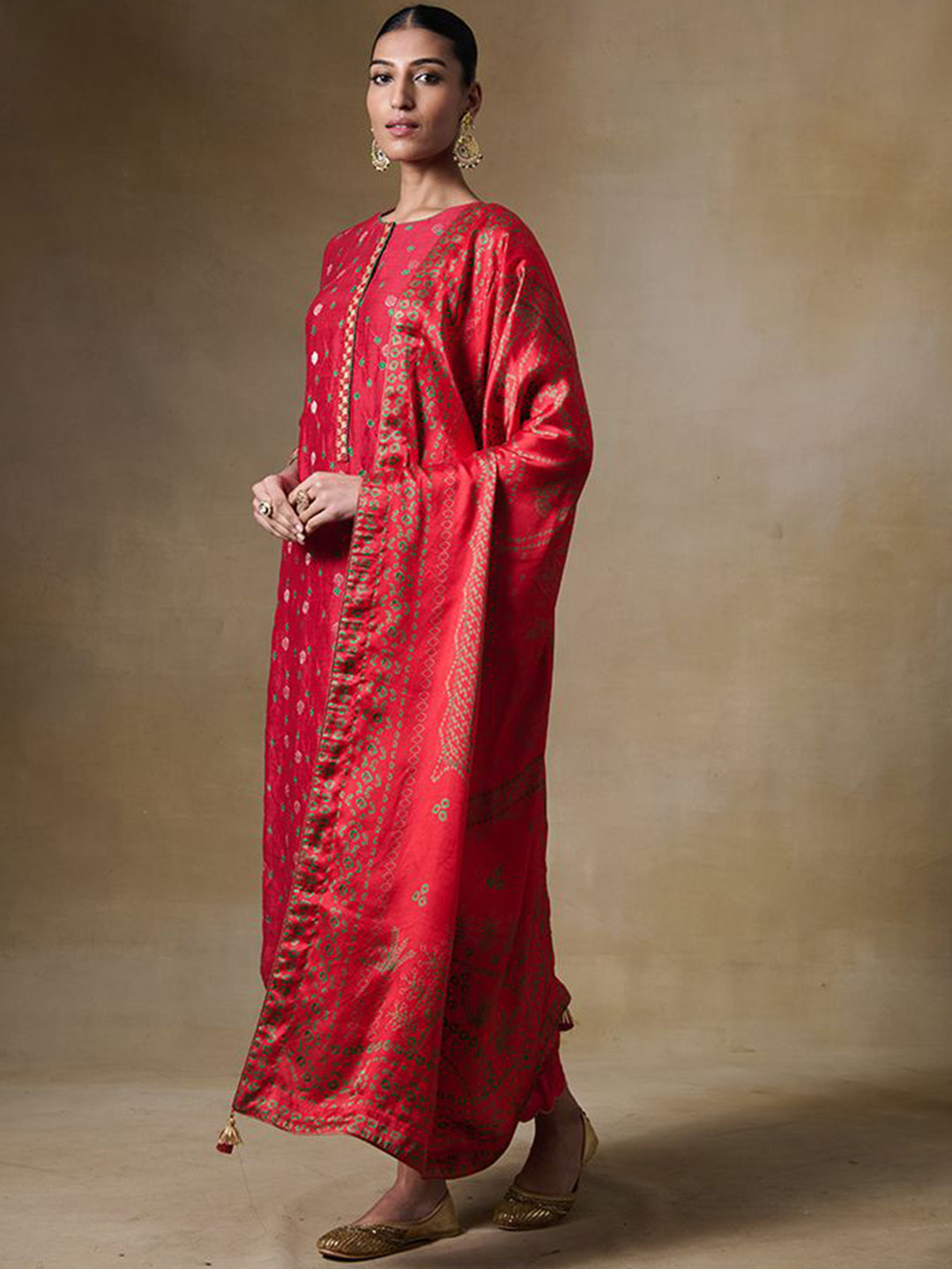 SAUNDH Kashi Floral Printed Straight Kurta With Palazzos & Dupatta
