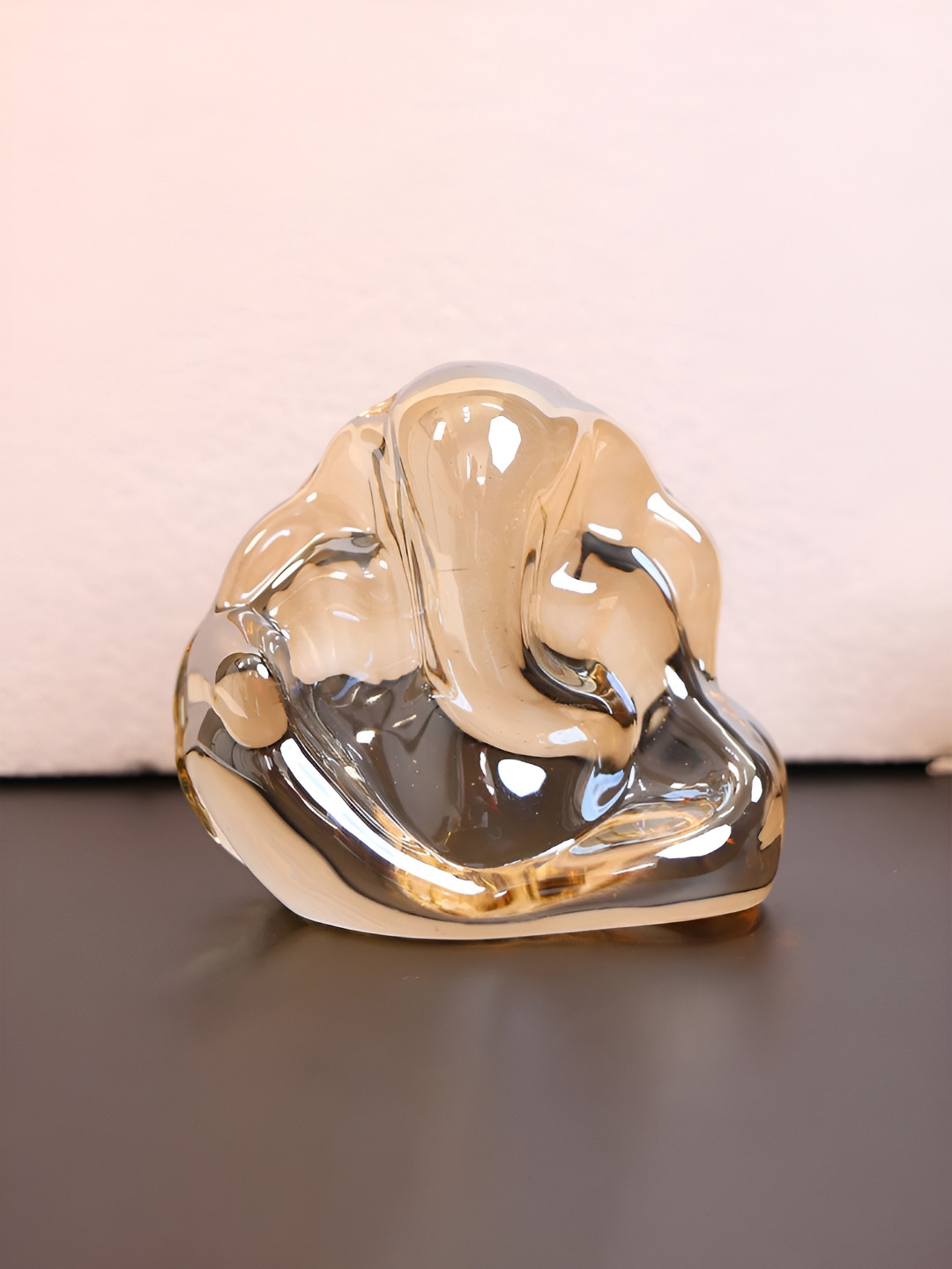 SMOKEY COCKTAIL Divine Ganesha Transparent Glass Glossy Living Room Medium Showpiece - 4.7 Inches